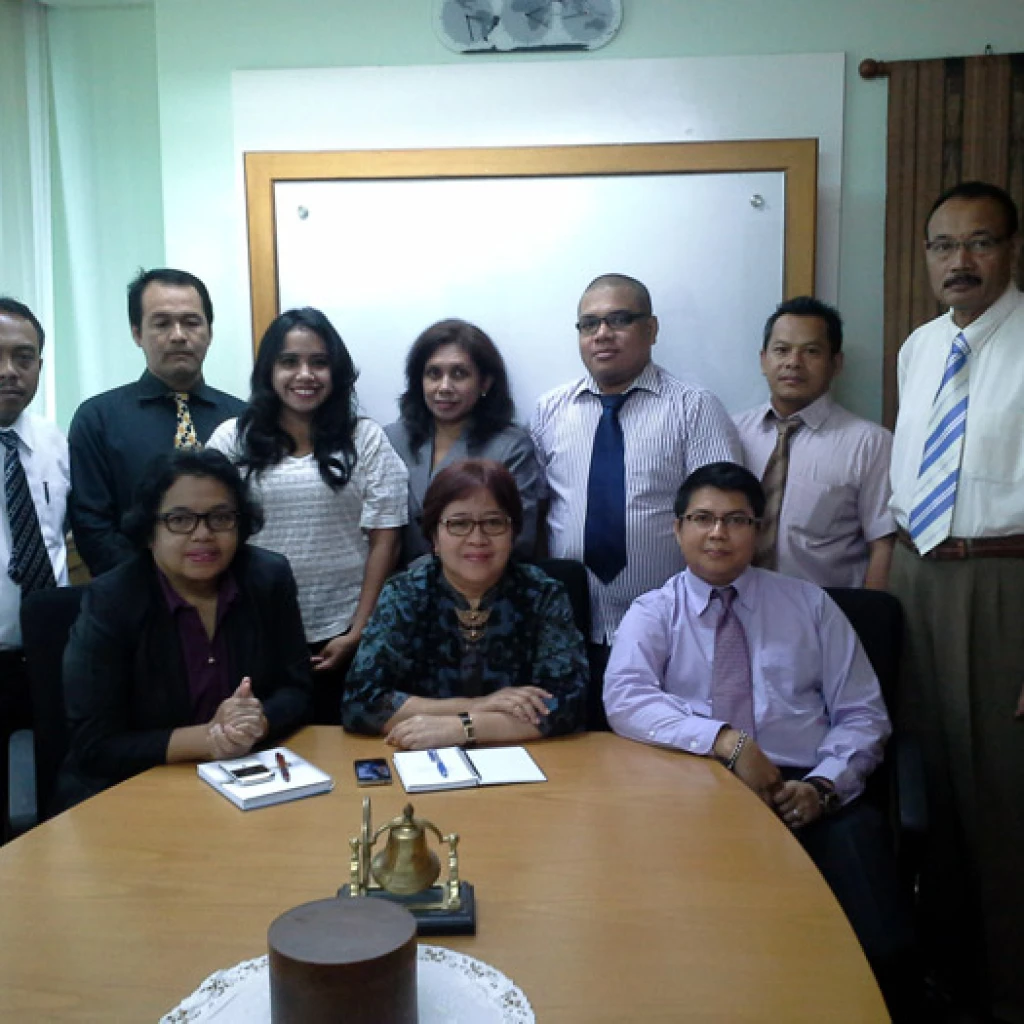 Regulations(outdated) OUR TEAM AT WORK AND OFFICE PREMISES 5 20140616_095004