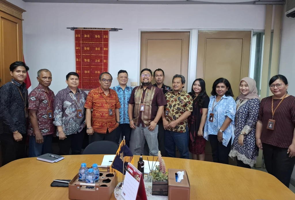 Embracing Our Heritage National Batik Day at PT Sillo Bahari Nusantara